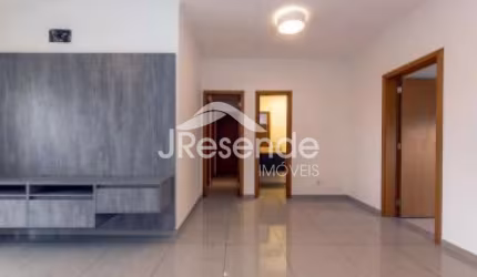 Apartamento com 3 dormitórios 1 suíte, garagem 2 vagas.