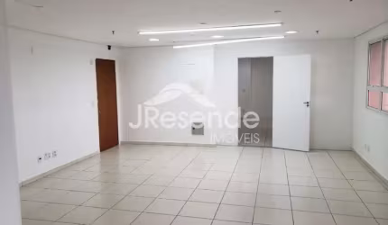 Sala comercial para venda com 100 M² no Centro Empresarial Castelo Branco