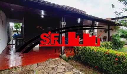 ALUGO EM SALINAS - Casa 4/4 sendo 2 suítes, 4 vagas de garagem, EXCELENTE LOCALIZAÇÃO