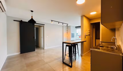 Apartamento para venda possui 64 metros quadrados  2 quarto, 2 vagas  Vila Operária - Itajaí - SC