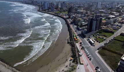 Casa para Venda lote com 288 metros quadrados com 2 quartos sendo 1 Suite Gravatá - Navegantes - SC