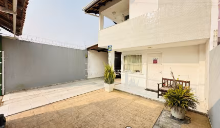 Casa  para Venda com  3 quartos sendo 2  Suites,   garagem  3 carros  bairro  São Vicente - Itajaí
