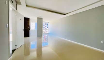 Apartamento  para Venda tem 74 metros quadrados com 2 Suites  Bairro  Cordeiros - Itajaí - SC