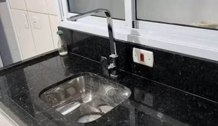 Casa / Sobrado para Venda em Francisco Morato, Chácaras R S Aleixo, 2 dormitórios, 1 suíte, 1 banheiro, 1 vaga