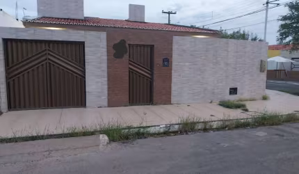Casa no Santa Lúcia