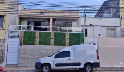 Casa na Rua de Laranjeiras