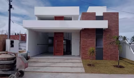Casa no Condomínio Padang Beach Residence