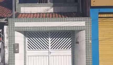 Casa Duplex no Siqueira Campos