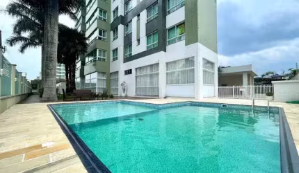 Apartamento à venda no Centro de Balneário Piçarras   R$ 1.750.000,00 – Mobiliado, com excelente infraestrutura e a apenas 100 metros do mar!