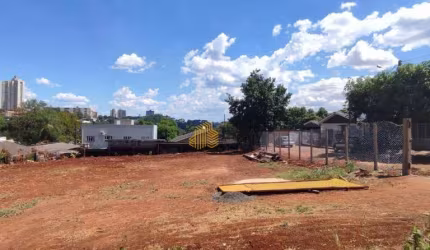 Terreno à venda próximo ao centro, 1209 m² por R$ 800.000 - Jardim América - Foz do Iguaçu/PR