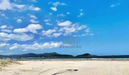CASA 03 Quartos, 01 Suíte, 05 Vagas - Pinheira - Santa Catarina
