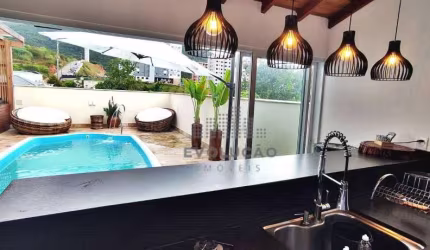 Maravilhosa Casa em Rua tranquila na Pedra branca