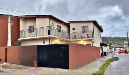 CASA - 07 Quartos, 03 Vagas, Investimento - Serraria - Santa Catarina