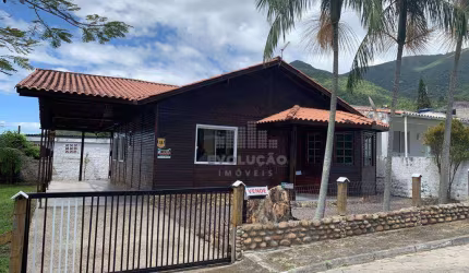 Casa com 3 dormitórios à venda - Praia de Fora - Palhoça/SC