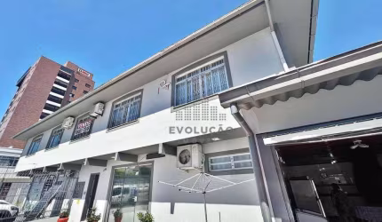 Ótima Oportunidade Prédio Comercial e Residencial.