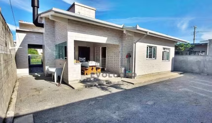 CASA 3 Quartos, 2 Vagas, Churrasqueira - Pinheira - Santa Catarina