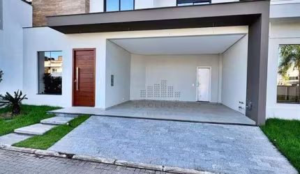Casa com 03 suítes, no Garden Condomínio Clube.