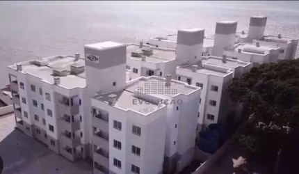 Apartamento 2 dormitórios, 58 m², bem localizado- Balneário - Florianópolis/SC