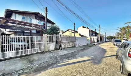 Casa à venda, 250 m² por R$ 990.000,00 - Praia de Fora - Palhoça/SC