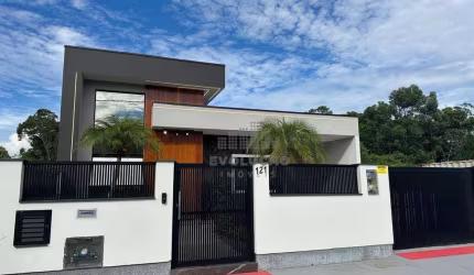 Casa NOVA 3 Dorm com Suite São José/SC
