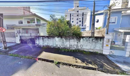 TERRENO com 300 m², Escritura, Viabilidade - Pagani