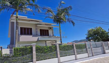 Casa com 3 dormitórios à venda, 240 m² por R$ 1.379.990,00 - Ingleses do Rio Vermelho - Florianópolis/SC