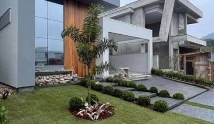 Casa Alto Padrão 3 Dorms (suíte) - Pedra Branca/Palhoça-SC