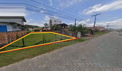 TERRENO 375m², Escritura, 4 Pavimentos - Aririú