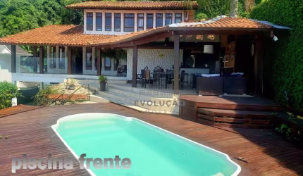Casa com 5 dormitórios à venda, 380 m² por R$ 2.200.000,00 - Centro - São José/SC