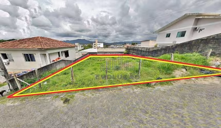 TERRENO 460 m² Escritura, 4 Andares - Flor de Nápolis