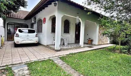 Casa, 4 dormitórios, suíte, amplo quintal, bairro Passa Vinte, Palhoça/SC