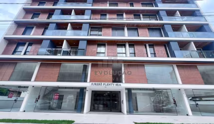 Apartamento de 2 Suítes à venda, a 140 metros da praia, em Jurerê - Florianópolis