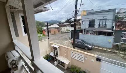 Casa com 4 dormitórios à venda, 130 m² - Potecas - São José/SC