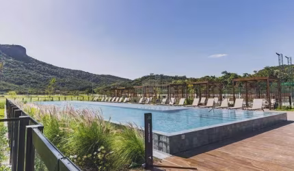 TERRENO 400 m², Alto Padrão, Escritura - Pedra Branca