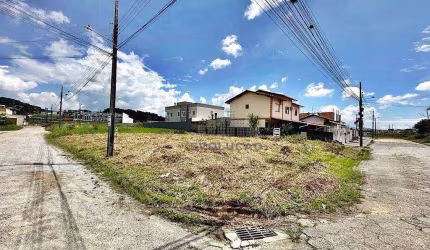 TERRENO, 4 Andares, Escritura - Aririú