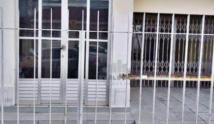Terreno com 300 m², com 3 casas e 2 salas comerciais, no Balneário Estreito/Florianópolis
