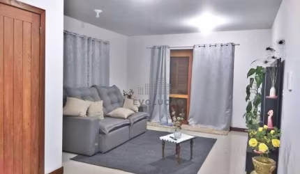 CASA 3 Quartos, 2 Suítes, 2 Vagas - Praia de Fora