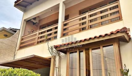 Casa com 3 Dorms,  1 Suíte, Área Gourmet no Bairro Areias em São José!