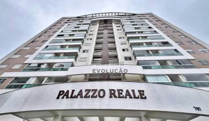 Apartamento com 3 quartos ( uma suíte) área social completa , uma vaga de garagem, sem mobiliário, vista mar no Bairro de Barreiros São José !