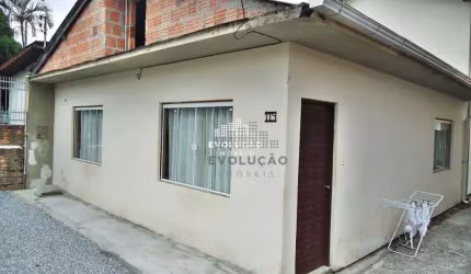 2 Casas e 2 Aptos - Picadas do Sul - SJ