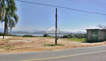 Excelente Terreno na Ponta de Baixo.