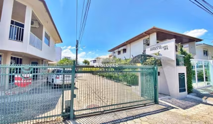 Linda Casa 4 Suítes, 2 Vagas Coqueiros, Florianópolis/SC.