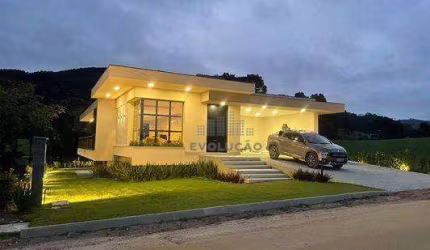 Linda Casa no Charmoso e Cobiçado Condomínio Costa da Serra - Rancho Queimado. SC