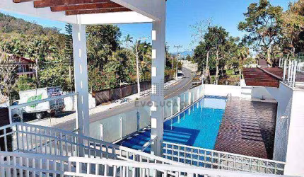 Casa 03 Quartos, 01 Suíte, 02 Vagas - Sambaqui - Santa Catarina