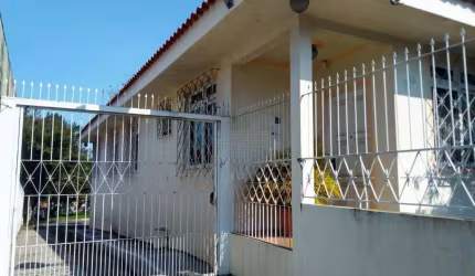 Casa com 4 dormitórios à venda, 216 m² por R$ 949.000,00 - Ipiranga - São José/SC