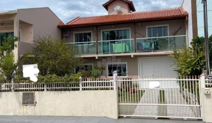 Casa 3 Quartos, 1 Suíte, Vista Mar - Praia de Fora, Palhoça/SC.