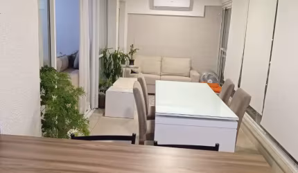 Ótimo apto no MOGILAR
