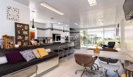 Casa com 4 quartos à venda na Rua Alberto Panek, 12, Orleans, Curitiba, 300 m2 por R$ 1.500.000