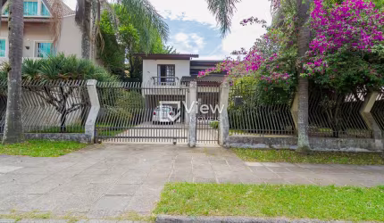 Casa com 3 quartos à venda na Rua Emílio de Menezes, 1185, Bom Retiro, Curitiba, 239 m2 por R$ 1.300.000
