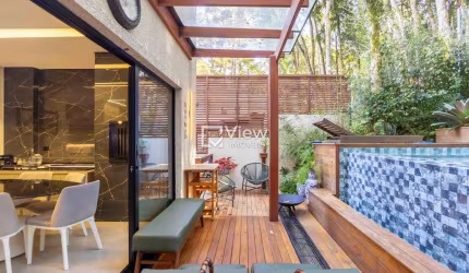 Casa em condomínio fechado com 3 quartos à venda na Rua Orlando Peruci, 1000, Butiatuvinha, Curitiba, 267 m2 por R$ 2.800.000